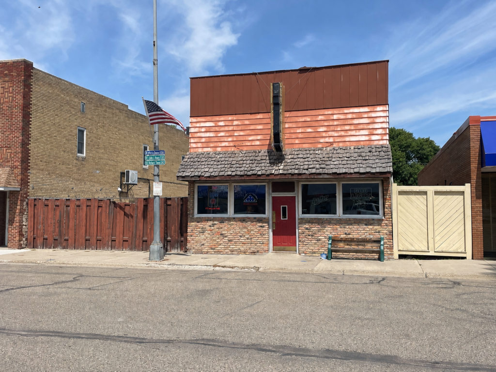 Gordy's Bar 3