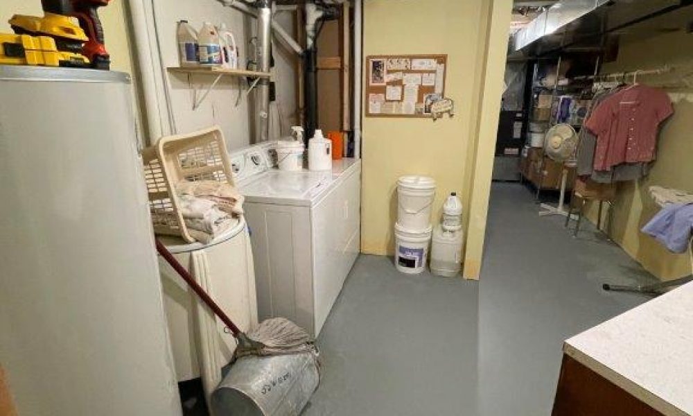 basement laundry