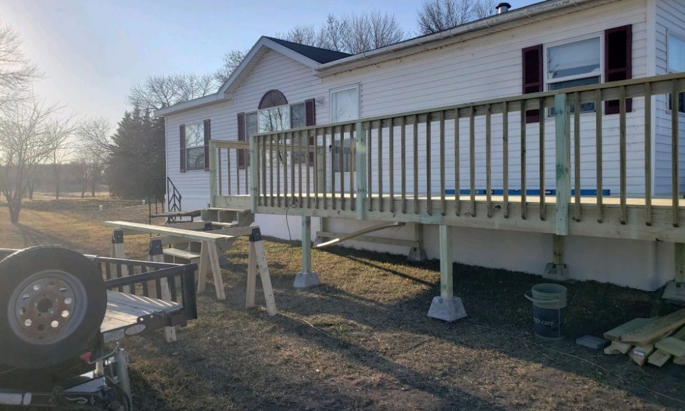 deck construction 1024x768 1